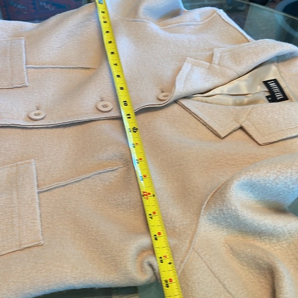L’Officiel, XL, 100% wool, fully lined, raw edge style, smal back vent, as new - Picture 3 of 8